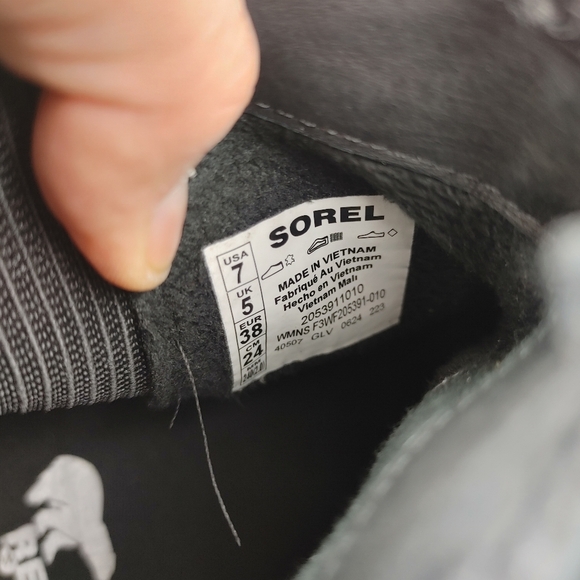 Sorel Caribou X Waterproof Chelsea Boot Black White Platform Faux Shearling 7 - Picture 10 of 12